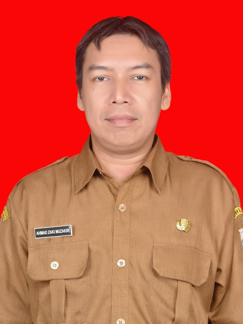 Ahmad Zaki Muzakir, S.Pd.