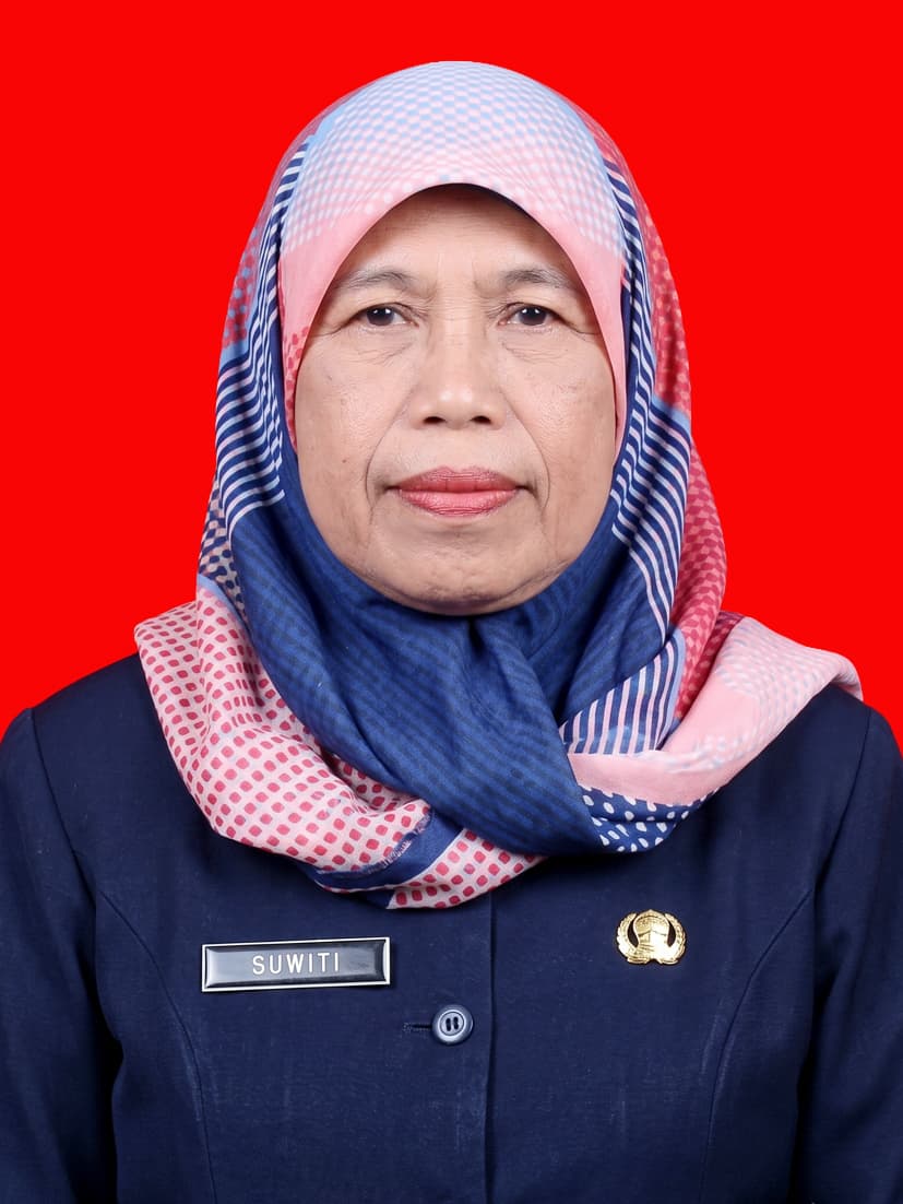 Hj. Dra. Suwiti